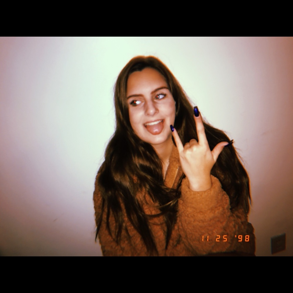 Meet your Posher, Lacy